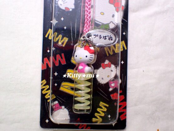 PLASTIC CASE NO.82 HELLO KITTY CHARM STRAP 12