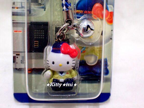 PLASTIC CASE NO.84 HELLO KITTY CHARM STRAP 06