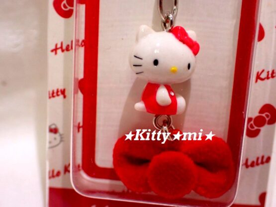 PLASTIC CASE NO.88 HELLO KITTY CHARM STRAP 04