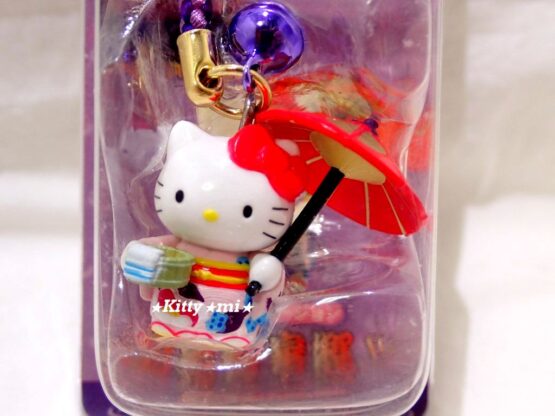 PLASTIC CASE NO.92 HELLO KITTY CHARM STRAP 03